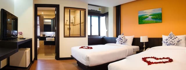 Standard Twin Room