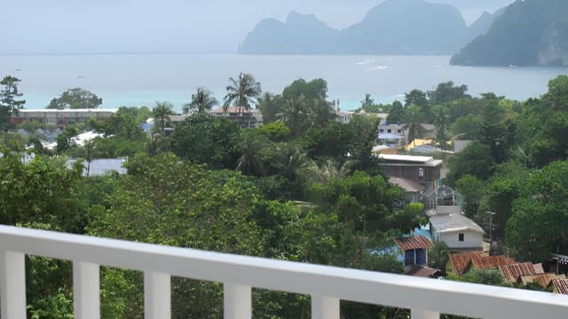 Superior Sea View