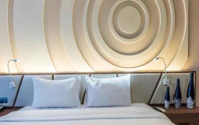 One Bedroom Suite