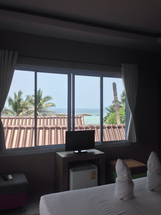 Deluxe Room, 1 Double Bed, Sea View