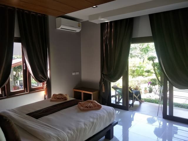 Deluxe Double Room, Garden View