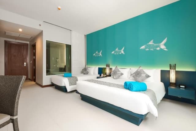 Deluxe Family Room