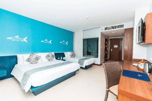 Deluxe Family Room