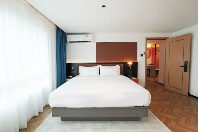 Junior Room