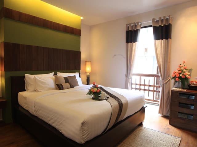 Deluxe Family Room