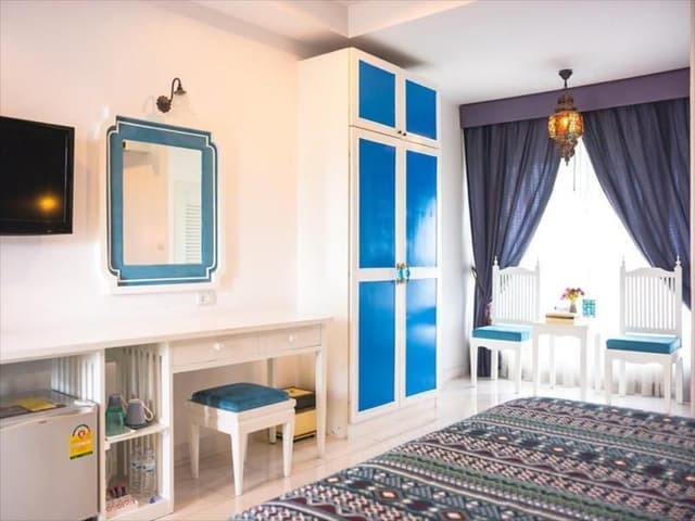 Deluxe King Room