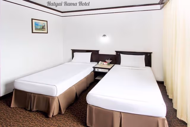 Standard Room with Breakfast