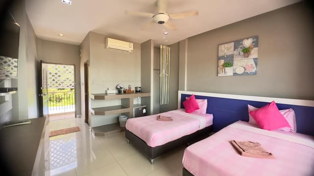 Superior Twin Beds Room