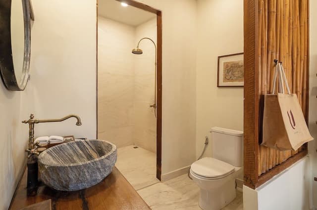 Pool Access Villa (24-Hours Use of Room)