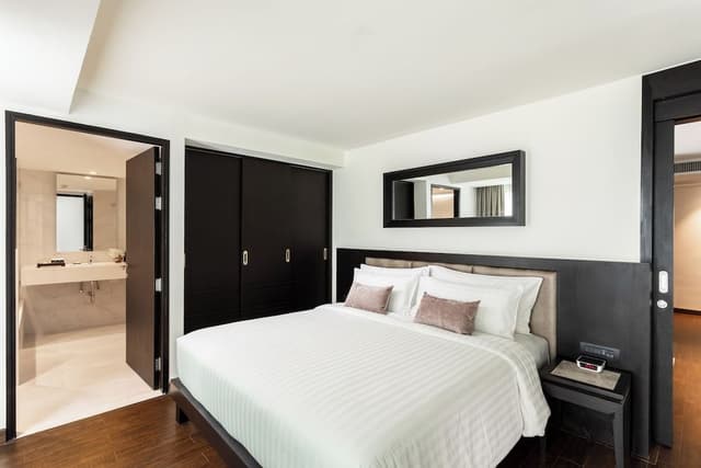 Junior Suite, 1 King Bed