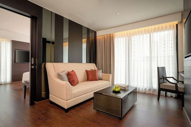 Junior Suite, 1 King Bed