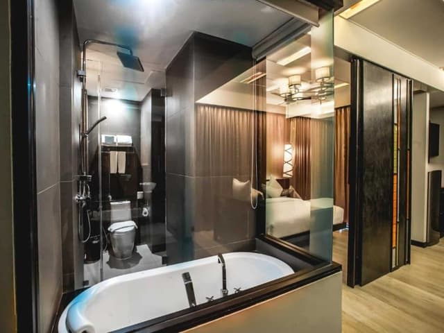 Grand Deluxe Room