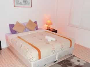 Corner Cafe Bed & Breakfast Corner Cafe Bed & Breakfast