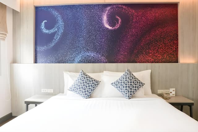 Premier Suite with City Views
