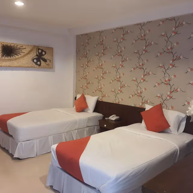 Superior Twin Room