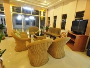 Piyapetch Place1