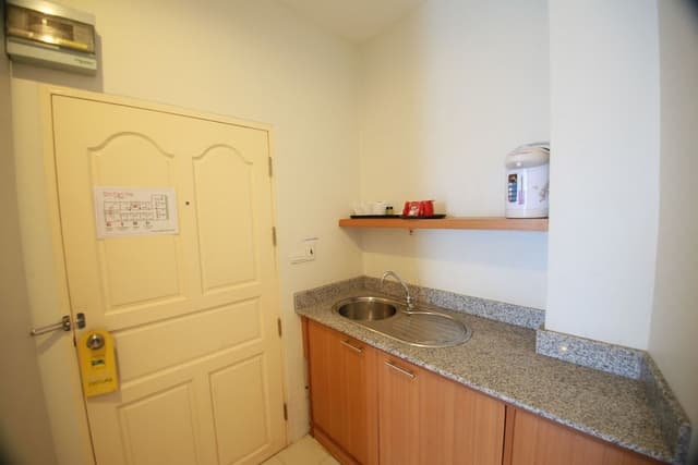 Deluxe Room, Balcony