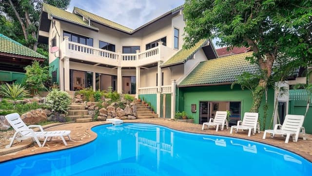 Green Oasis 4 Bedroom Pool Villa