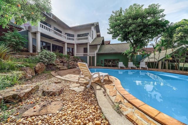 Green Oasis 4 Bedroom Pool Villa