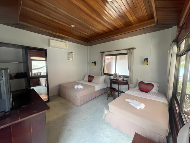 Deluxe Bungalow, Multiple Beds