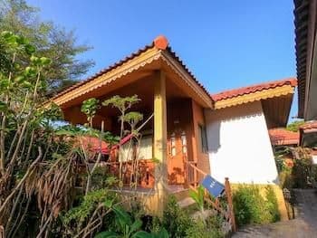Deluxe Bungalow