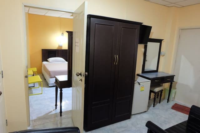 Superior Connecting Rooms