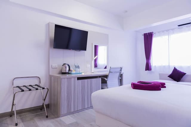 Superior Double Room South Wing
