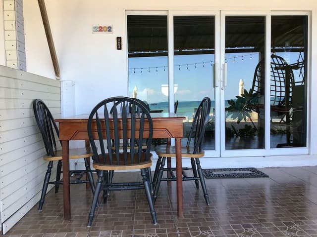 Beachfront Studio Aircon