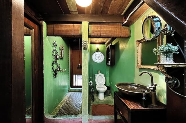 Family Suite, 2 Bedrooms, Bathtub
