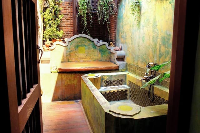 Family Suite, 2 Bedrooms, Bathtub