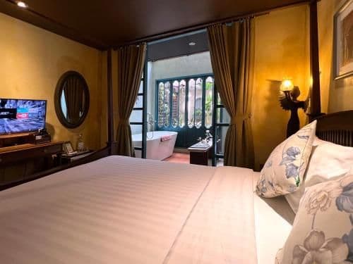 Suite with Garden Terrace