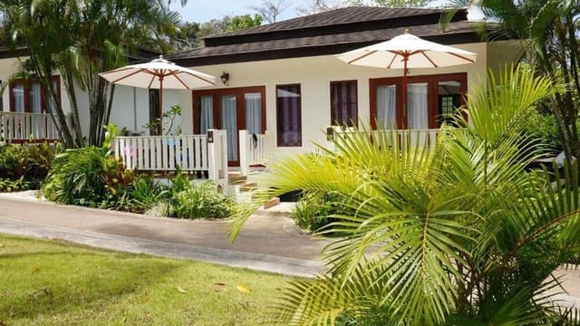Superior Cottage, 1 Queen Bed, Garden View
