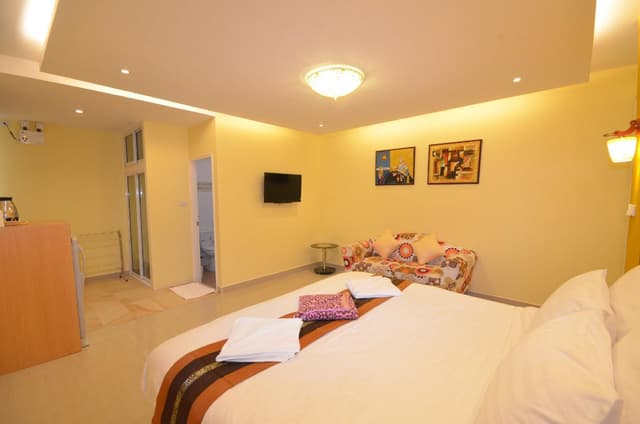 Pool Side Room