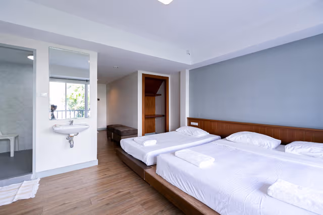 Triple Room