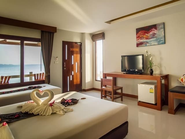 Deluxe Sea View Room