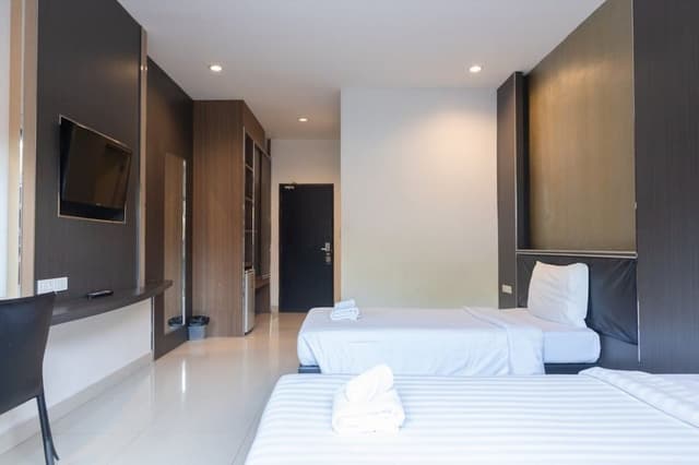 Standard Twin Room
