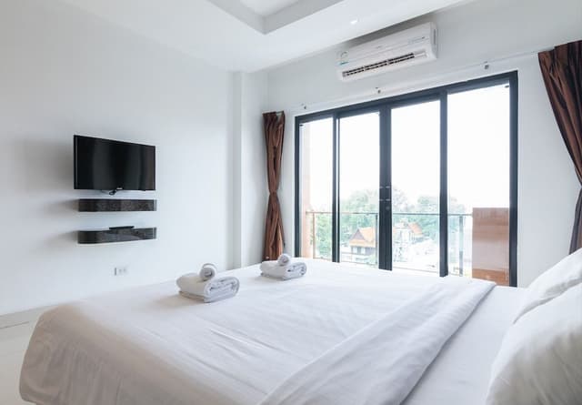 Deluxe Double Room Single Use
