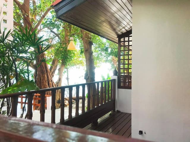 Bangalow Garden View