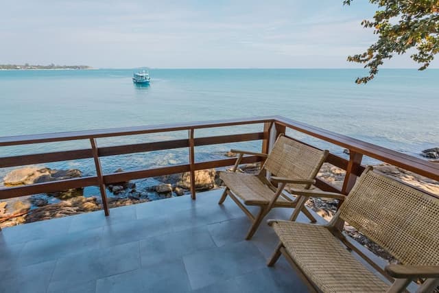 Deluxe Sea View