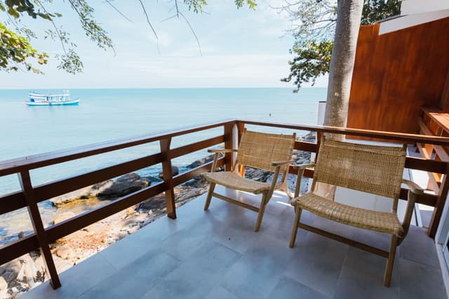 Deluxe Sea View