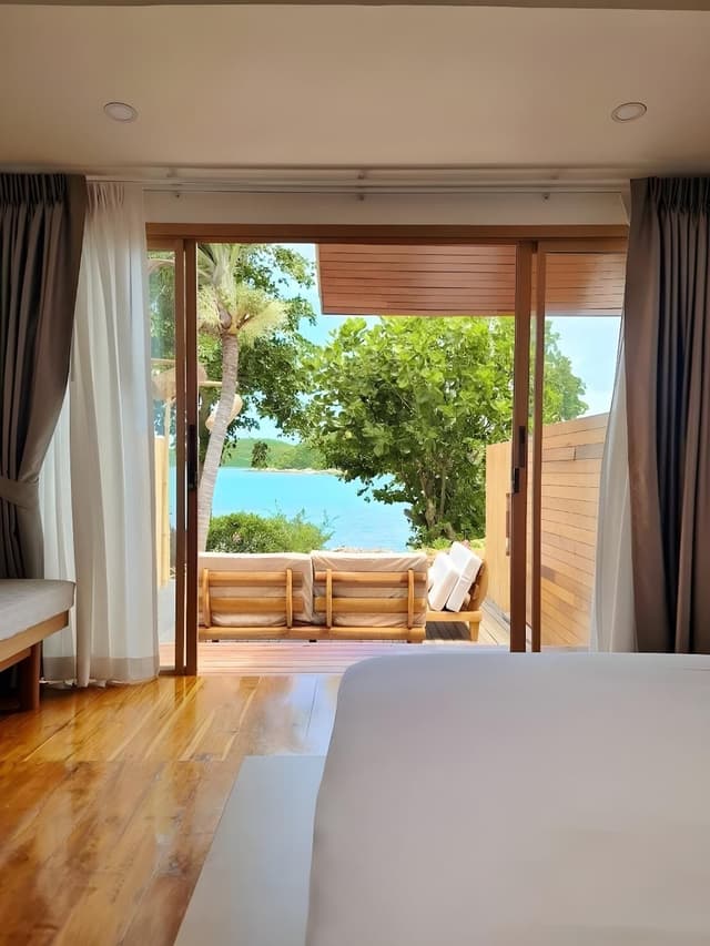 Family Sea View on 2 nd floor
