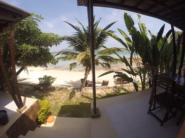 Family Deluxe Beachfront