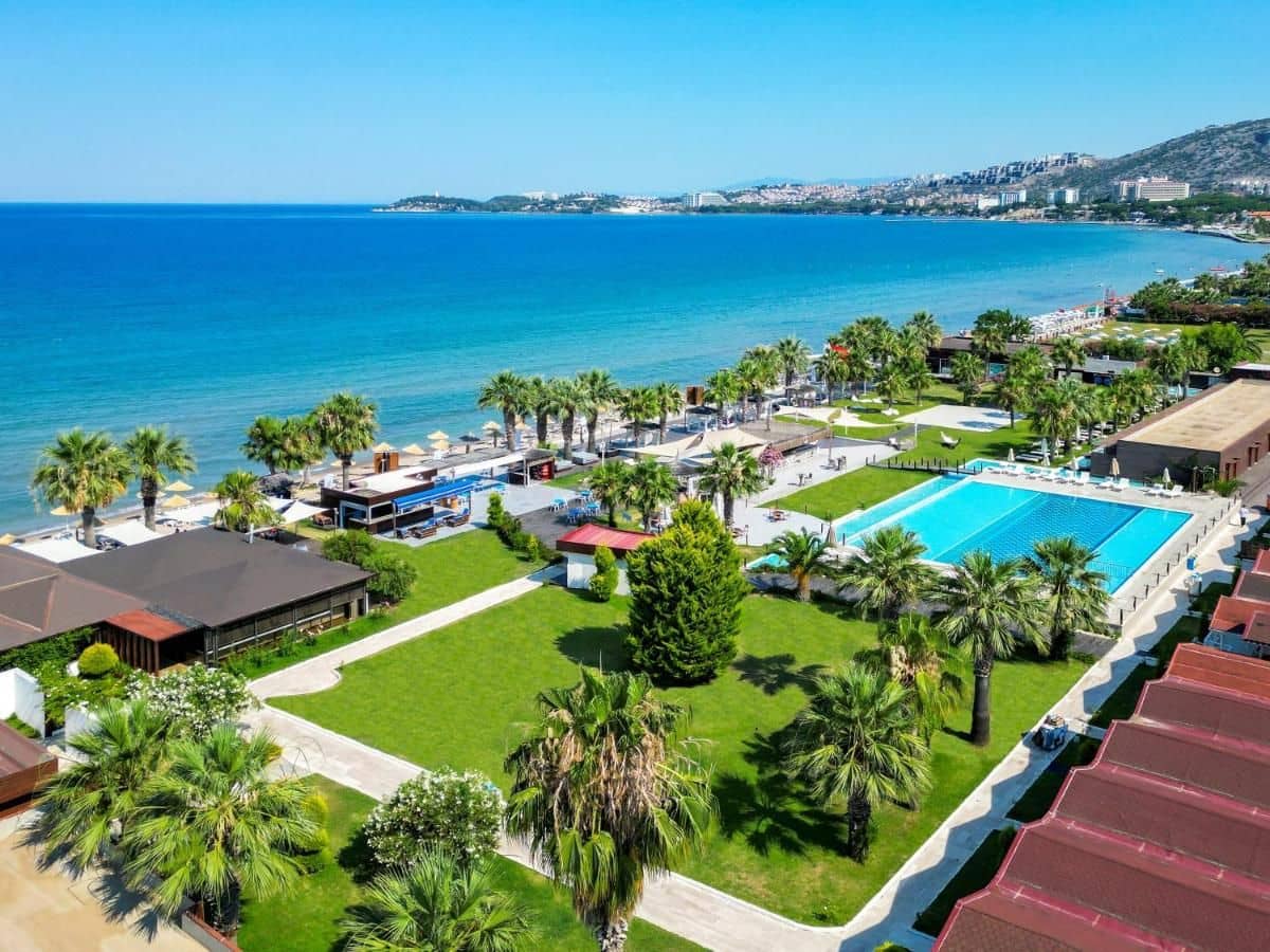 Risus Aqua Beach Resort Hotel Risus Aqua Beach Resort Hotel
