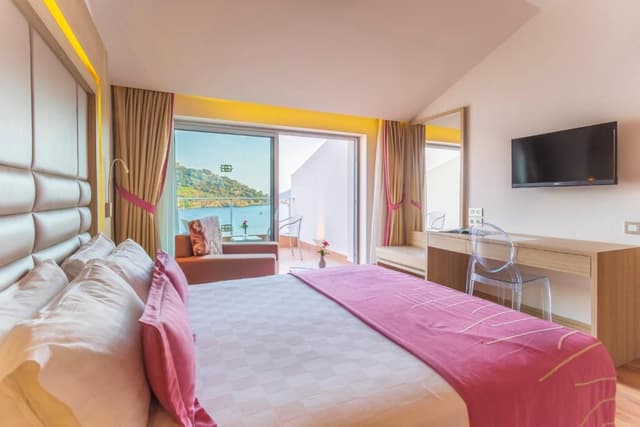 Triple Room with Sea View