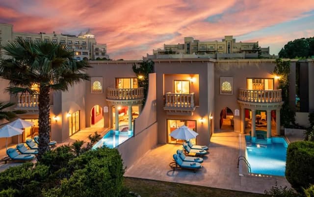 Mint Villa