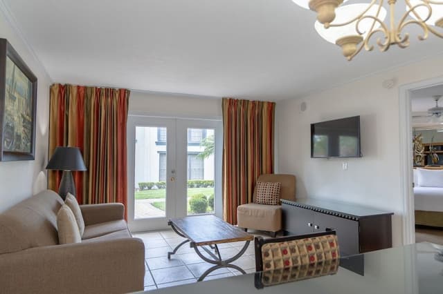Deluxe Suite, 2 Bedrooms