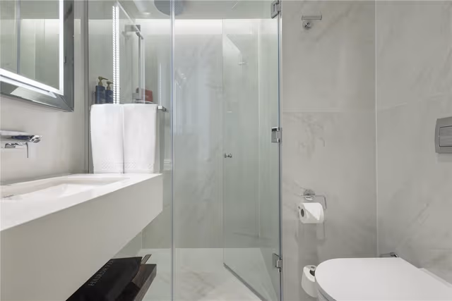KING DELUXE ROOM WITH BALCONY