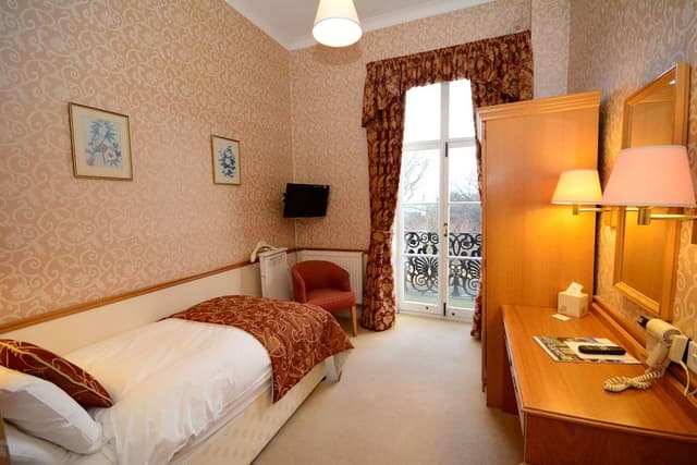Standard Single Room