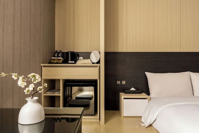 Standard Double Room - With Bathtub