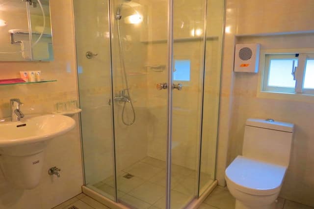 Standard Suite, Sea and Mountain View